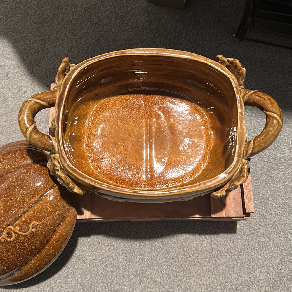 Ceramic Pumpkin Server - Picture 3 of 12